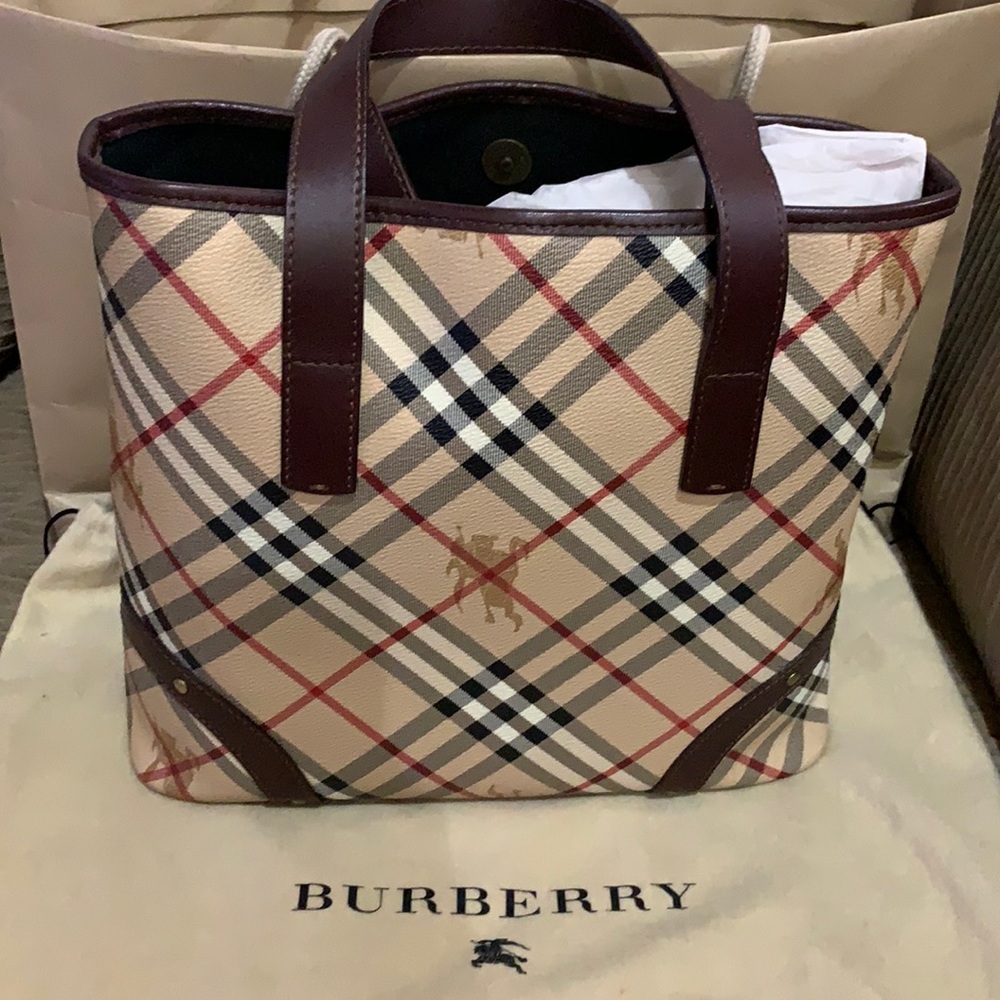 Burberry tote